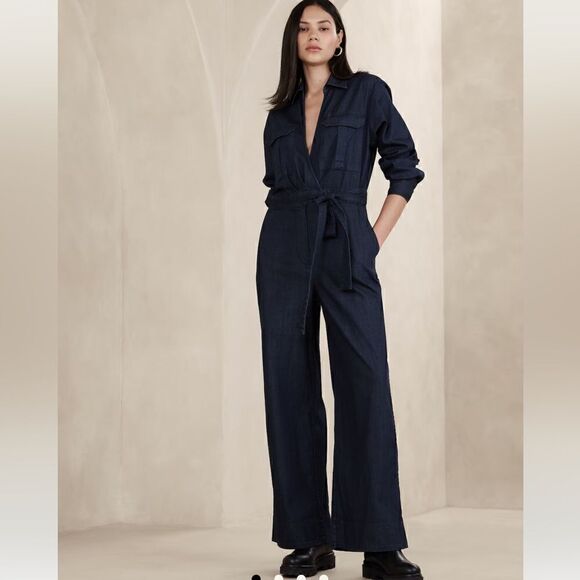 Banana Republic DENIM JUMPSUIT - Picture 1 of 4